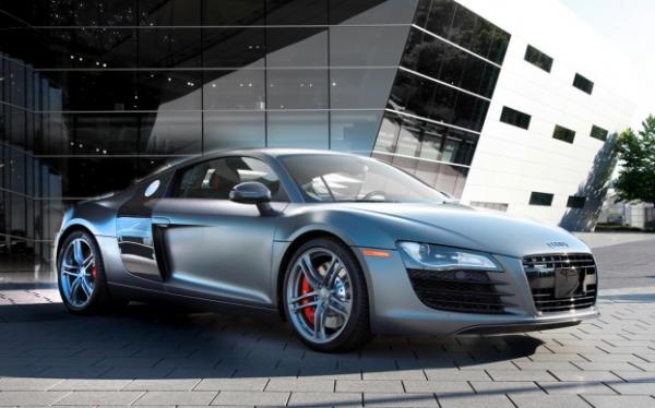 2012-Audi-R8-Exclusive-Selection-Edition-V-8-front-three-quarter-outside-2-623x389.jpg
