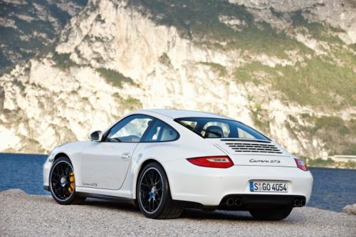 2011-Porsche-911-Carrera-GTS-Picture-5.jpeg