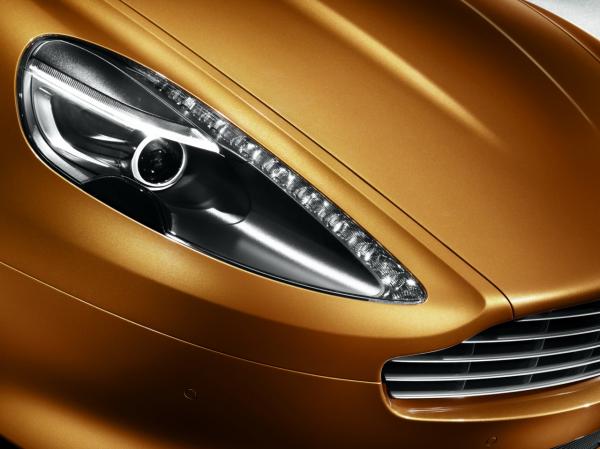 2012-Aston-Martin-Virage-Coupe-
10.jpeg