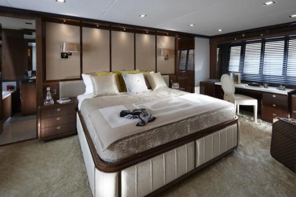 Princess-Yachts-98-Motor-Yacht-Master-Stateroom-in-collaboration-with-Fendi-Casa-665x443.jpg