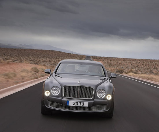 Bentley_Mulsanne_Mulliner_Driving_Specification_1-thumb-550x455.jpg