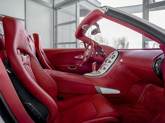bugatti_veyron_grand_sport_2012_wei_long_year_of_the_dragon_edition_interior_6xmpc.jpg
