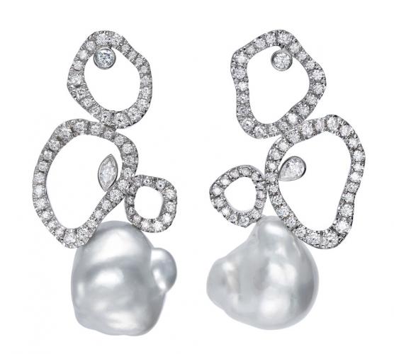 Mikimoto-Baroque-earrings.jpg