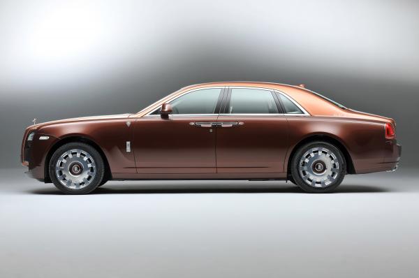 rolls-royce-one-thousand-and-one-nights-bespoke-ghost-collection-03.jpg