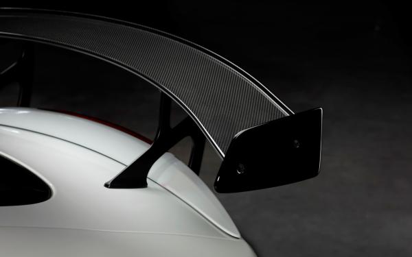 2014-Jaguar-XKR-S-GT-carbon-fiber-wing.jpg
